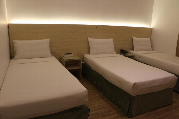 Al Alya Hotel image 1